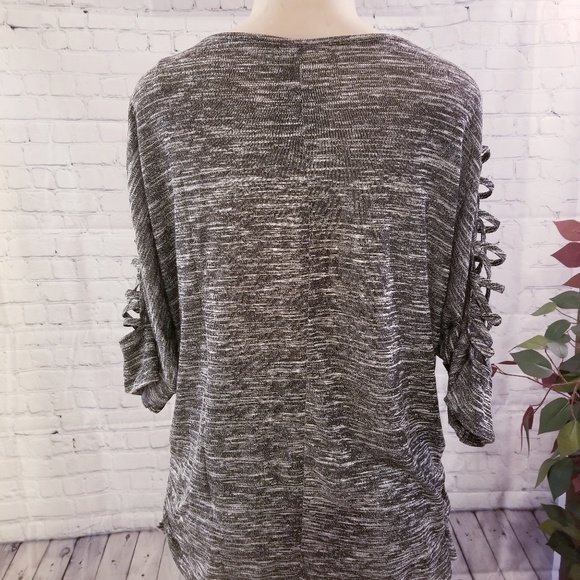 SALE 🎈Plus size Heather gray top - Picture 3 of 4